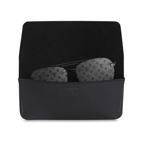 Woody Glasses Case Monogram Eclipse Canvas .